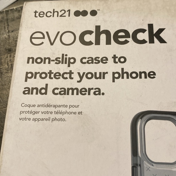 iPhone case (M96) - Picture 3 of 6